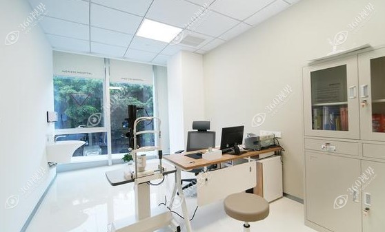 深圳爱尔眼科环境图