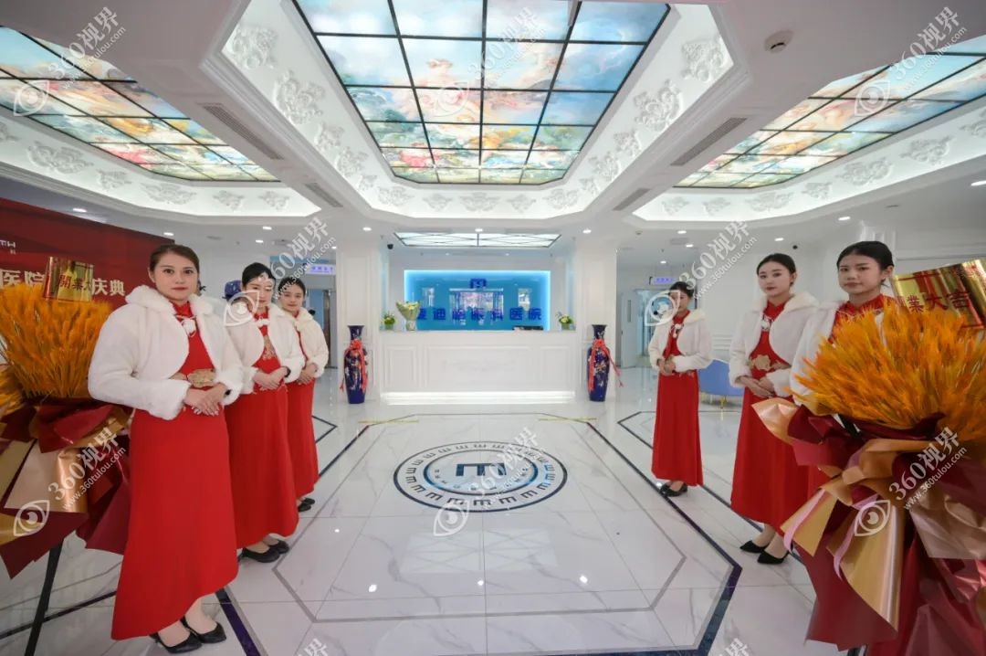 这是本院的大厅环境