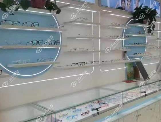 太原环球视光镜架展示区