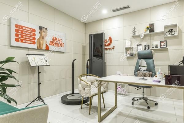 贵阳美贝尔假体隆胸价格.jpg