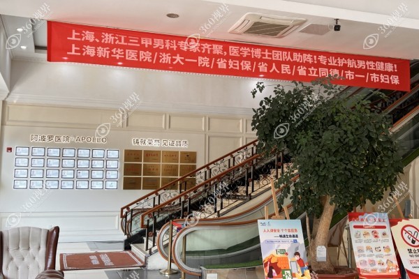 邓刚.jpg