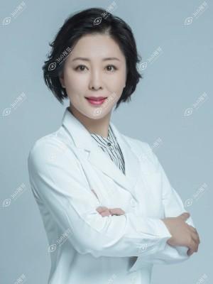 侯亚杰