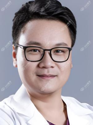 倪以亮