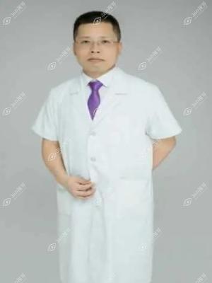 温名赟