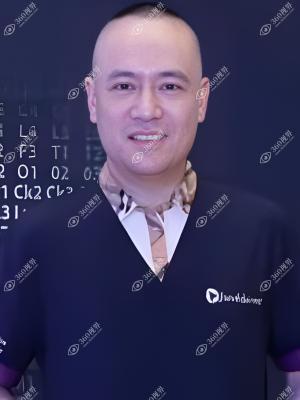 余家辉