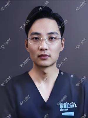 刘鑫