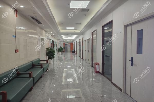 赣州方华口腔医院收费标准分享:种植牙2,980元起/矫正3,880元起.jpg