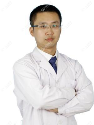 李谦真
