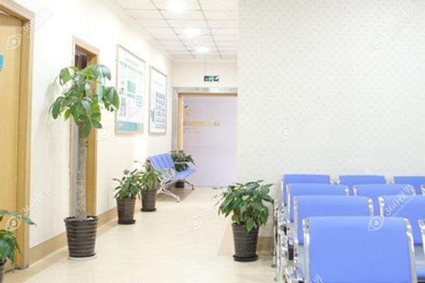 上海虹桥医院拇外翻手术费用