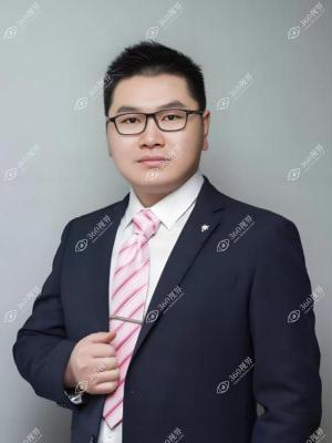 李亚飞