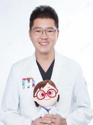 李满坡