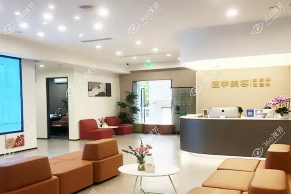 深扒成都美容整形医院疤痕胎记科怎么样？技术实力+修复价格+医生团队盘点