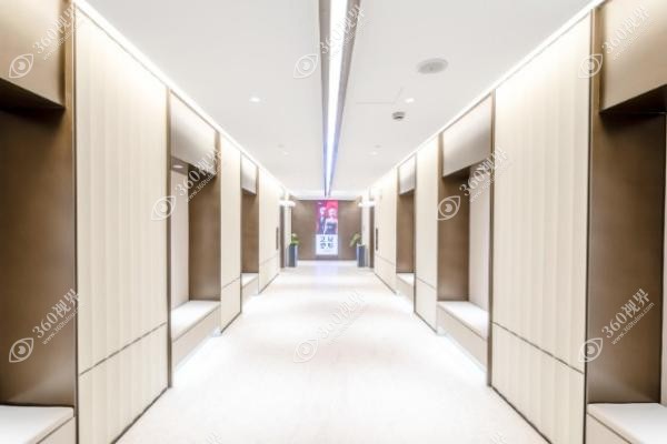 广州艺星整形医院隆胸如何?内窥镜双平面技术<span style=