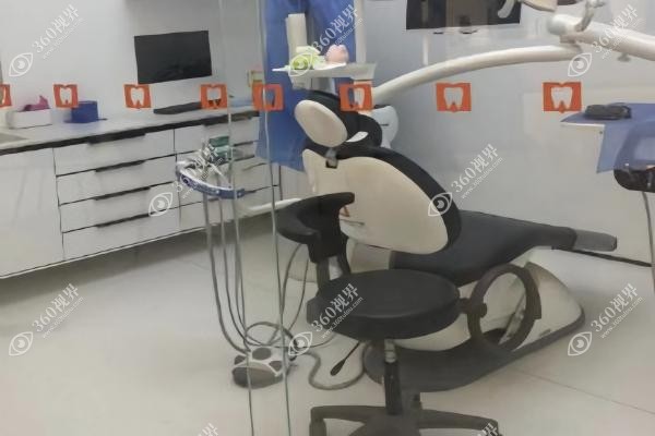 郑州白皮书口腔2025价目表.jpg 郑州白皮书口腔2025价目表.jpg