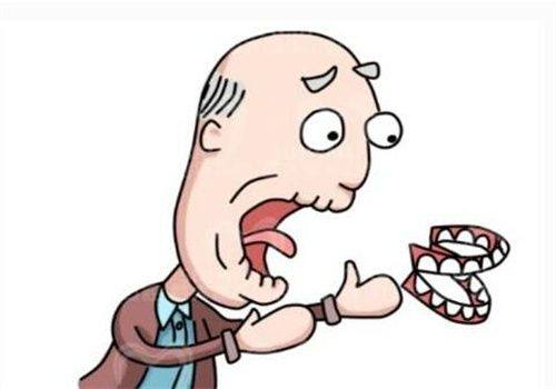 深圳自有光口腔诊所收费标准：种植牙6k+/牙齿矫正 7k+/隐形正畸 1.4w+