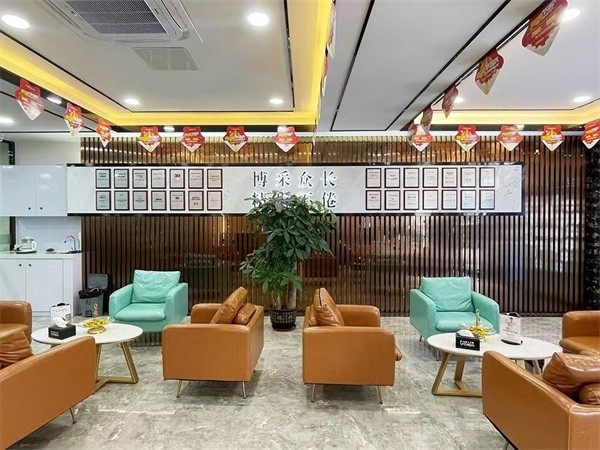 东莞寮步莞口口腔种植牙价格表？骨量不足能做，陈青龙医生穿颧种植技术好